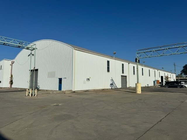 Primary Photo Of 2600-2716 E Miner Ave, Stockton Manufacturing For Lease
