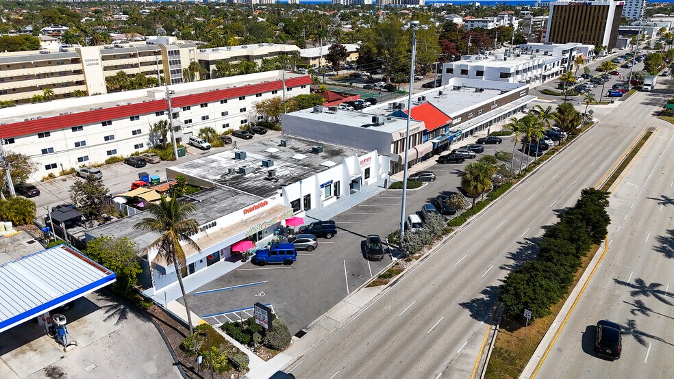 More Photos Of 2633 E Commercial Blvd, Fort Lauderdale Storefront For Lease