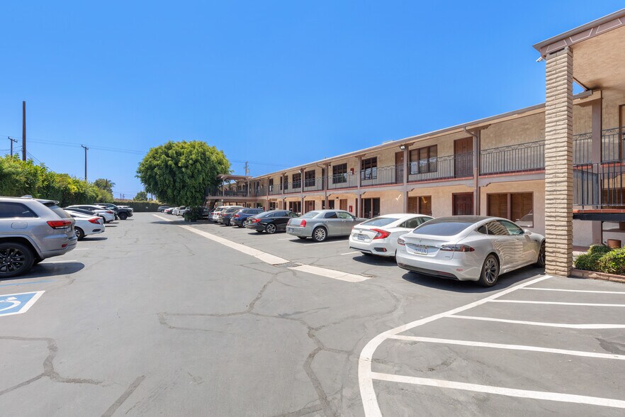 More Photos Of 12749 Norwalk Blvd, Norwalk Office For Lease