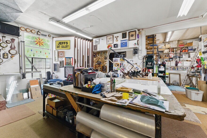 More Photos Of 1027 Columbus Ave, Springfield Freestanding For Sale