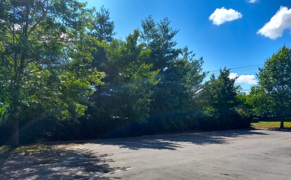 More Photos Of 7982 Coley Davis Rd, Nashville Business Park For Sale