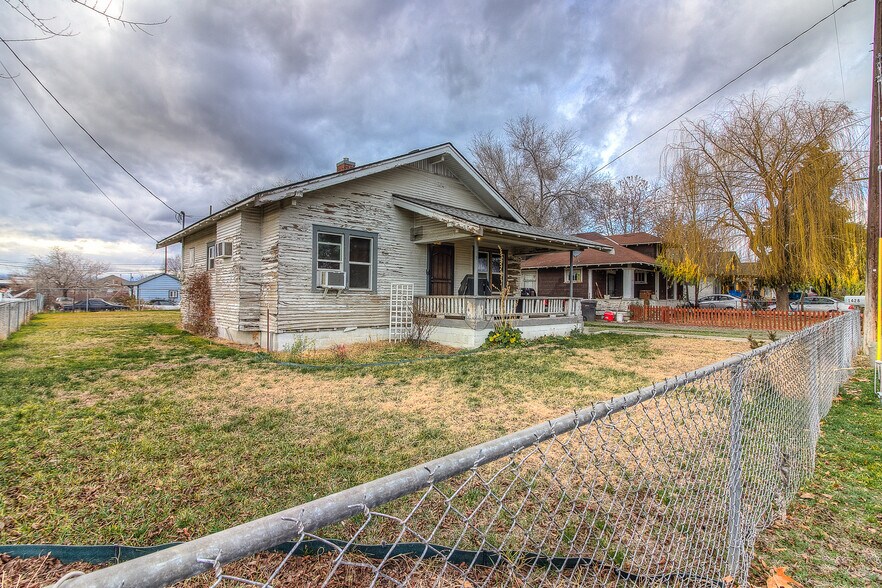 More Photos Of 1408 S 8th St, Yakima Land For Sale