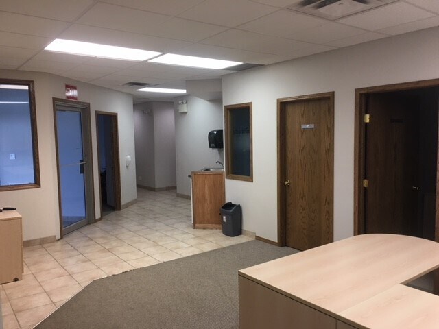 More Photos Of 8024 Edgar Industrial Cres, Red Deer Industrial For Lease