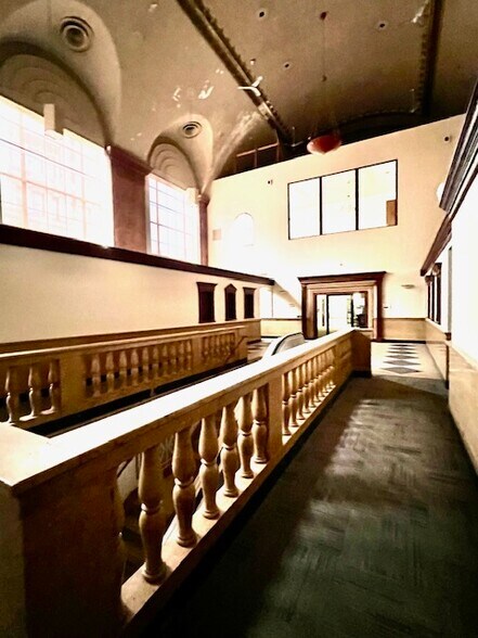 More Photos Of 95 Court St, Binghamton Office Residential For Sale