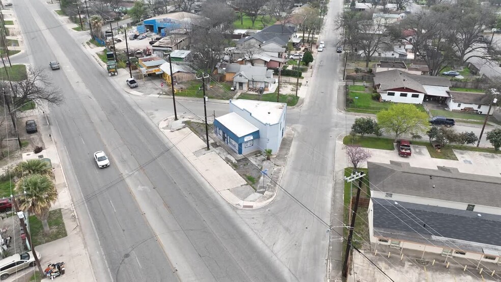 Primary Photo Of 930 New Laredo Hwy, San Antonio Office For Sale