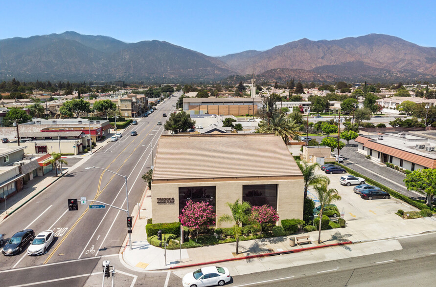 Primary Photo Of 900 S 1st Ave, Arcadia Medical For Sale