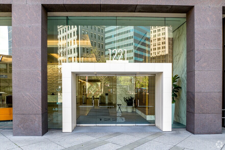 More Photos Of 1221 Broadway, Oakland Office For Lease