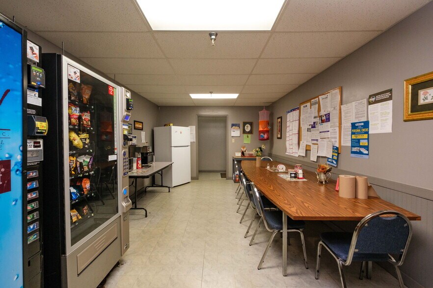 More Photos Of 213 Dry River Rd, Bridgewater Manufacturing For Lease