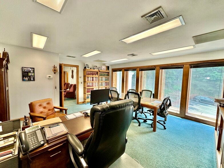 More Photos Of 175 Main St S, Woodbury Medical For Sale