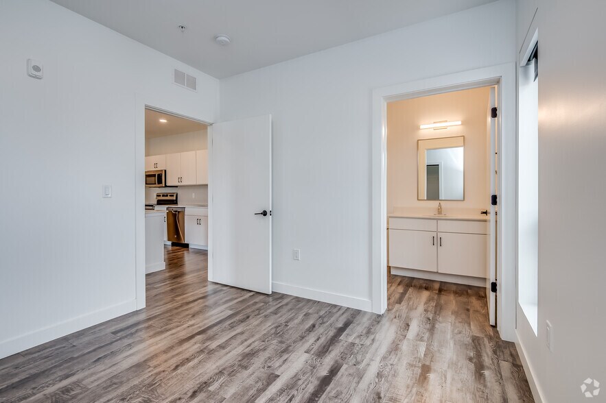 More Photos Of 155 Jackson St, Oshkosh Apartments For Lease