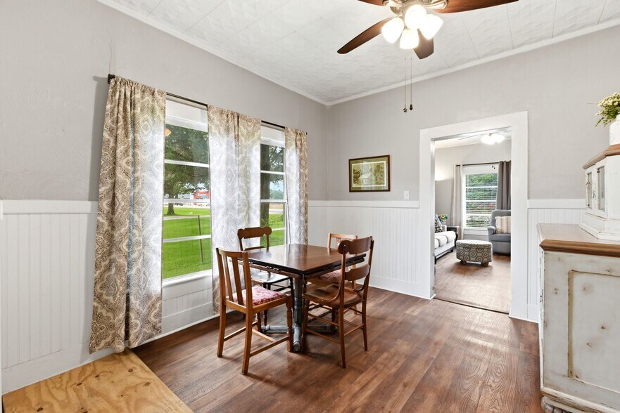 More Photos Of 9282 State Highway 75 S, New Waverly Freestanding For Sale