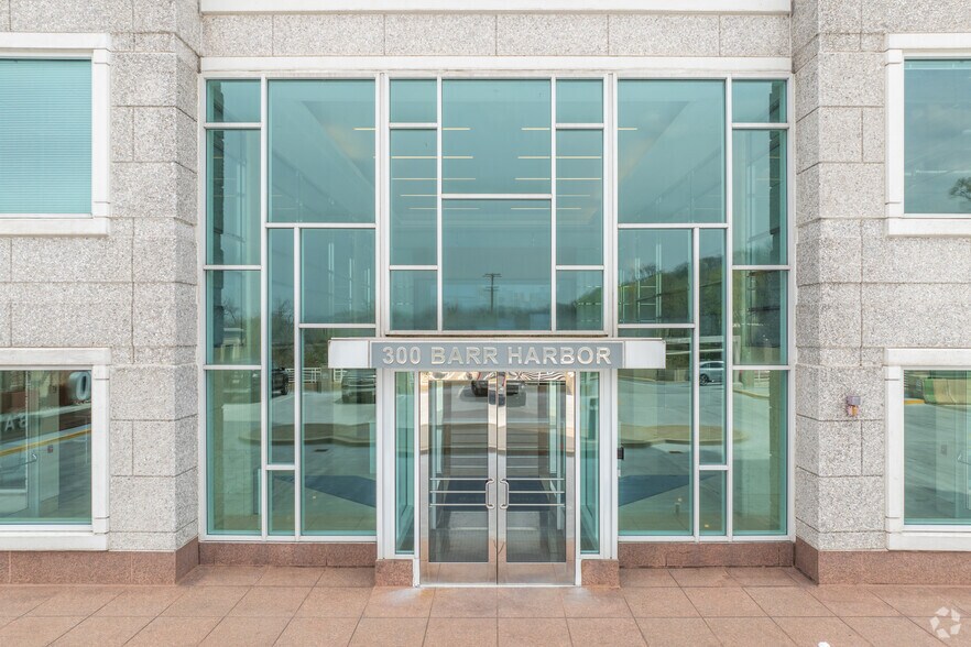 More Photos Of 300 Barr Harbor Dr, West Conshohocken Office For Lease