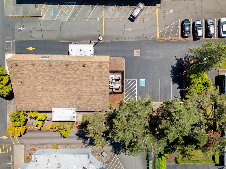 More Photos Of 401 E Columbia River Hwy, Clatskanie Freestanding For Lease