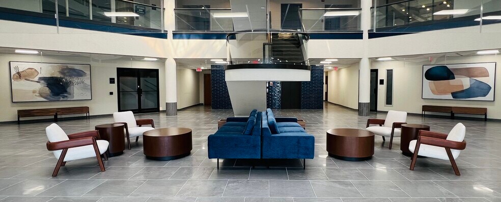 More Photos Of 5400 Shawnee Rd, Alexandria Office For Lease