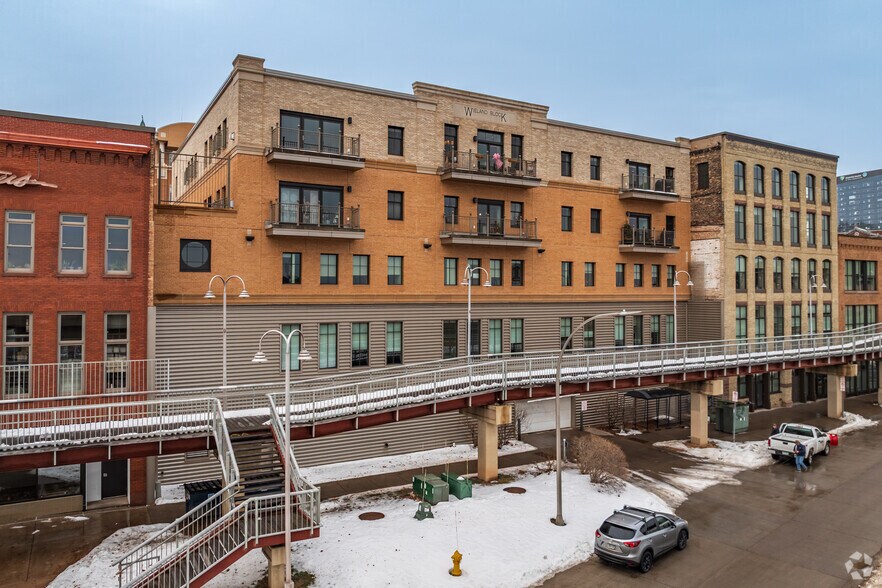 More Photos Of 26 E Superior St, Duluth Office Residential For Lease