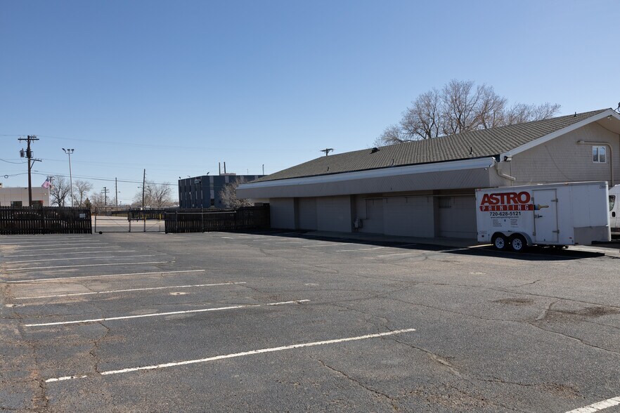 More Photos Of 155 Sheridan Blvd, Lakewood Freestanding For Sale