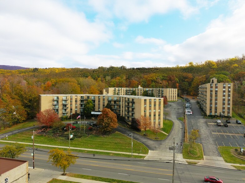 Primary Photo Of 25450-25454 Euclid Ave, Euclid Apartments For Sale
