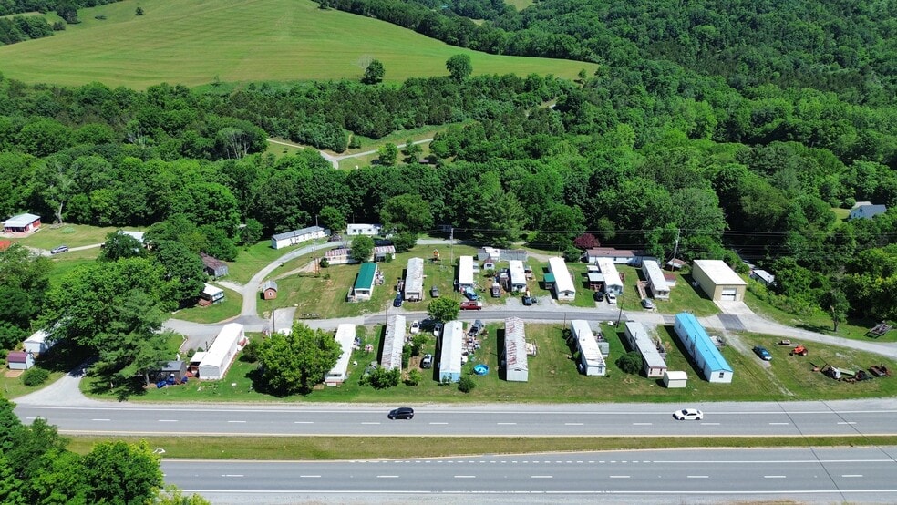 More Photos Of 132 Link Cir, Newport Manufactured Housing Mobile Home Park For Sale