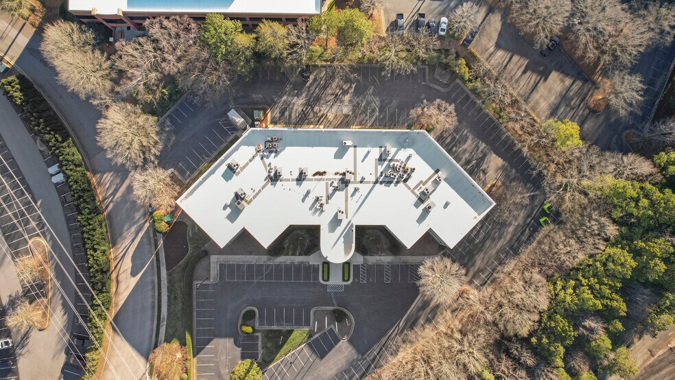 More Photos Of 5520 Capital Center Dr, Raleigh Office For Sale