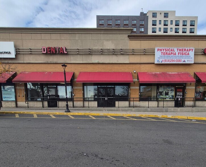 More Photos Of 961 E 174th St, Bronx Freestanding For Lease