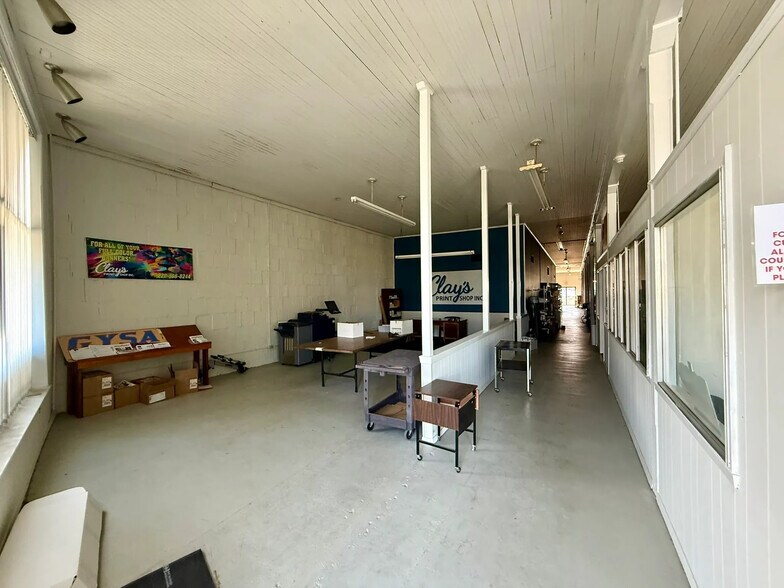More Photos Of 1513 24th Ave, Gulfport Office For Sale