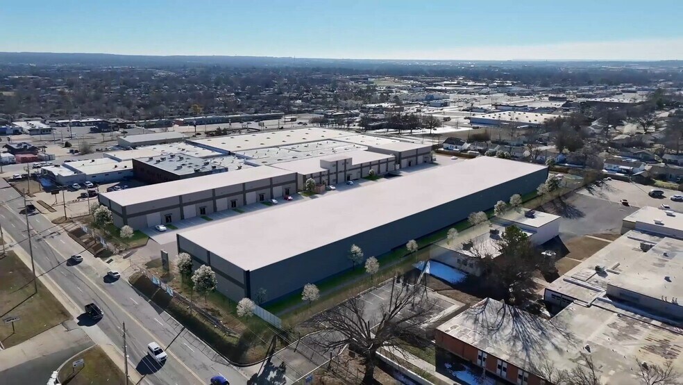 Primary Photo Of 6240 E 15th St, Tulsa Unknown For Lease