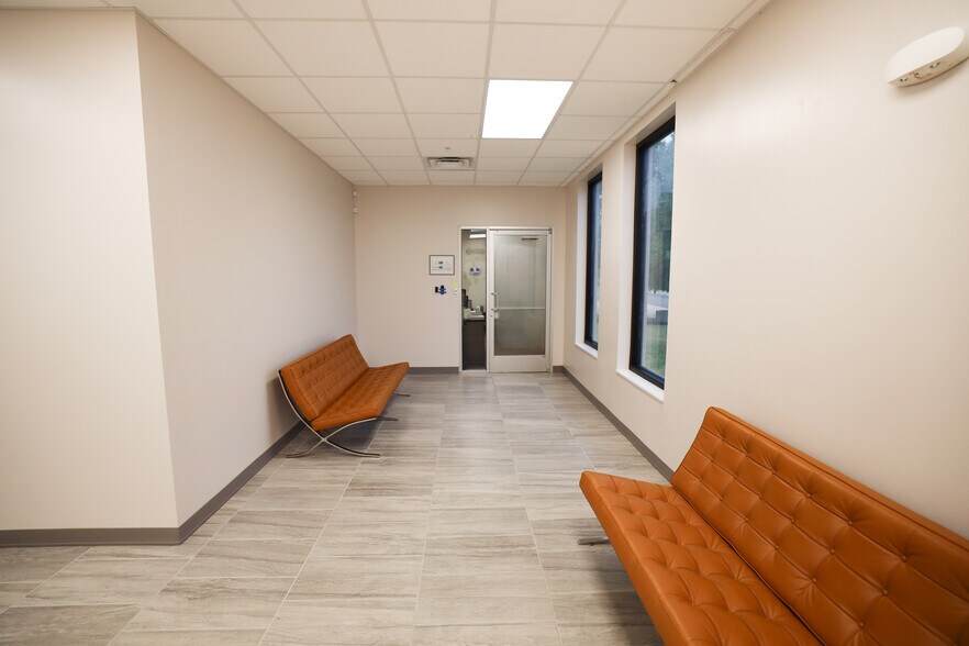 More Photos Of 10001 Broadway Ext, Oklahoma City Medical For Lease