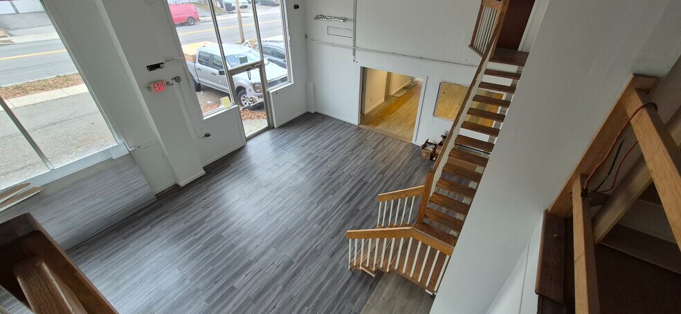 More Photos Of 710 Washington St, Peekskill Manufacturing For Lease