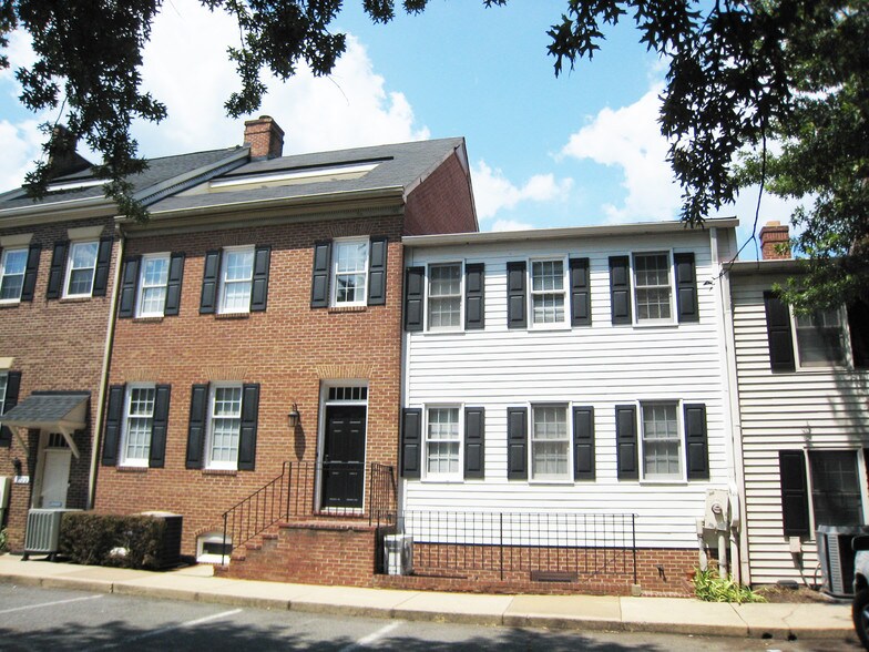 Primary Photo Of 1020 Duke St, Alexandria Office For Sale