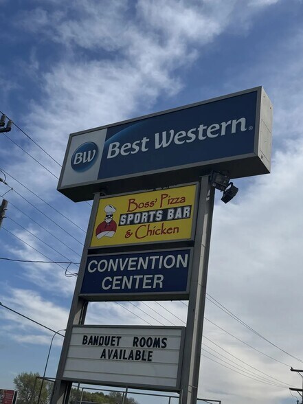 More Photos Of 1607 E Highway 50, Yankton Hotel For Sale