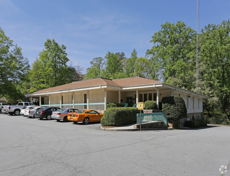 Primary Photo Of 370 Winn Way, Decatur Medical For Sale