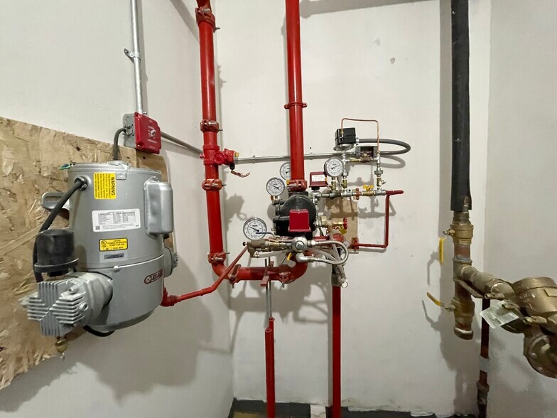 More Photos Of 150-30 12th Ave, Whitestone Apartments For Sale