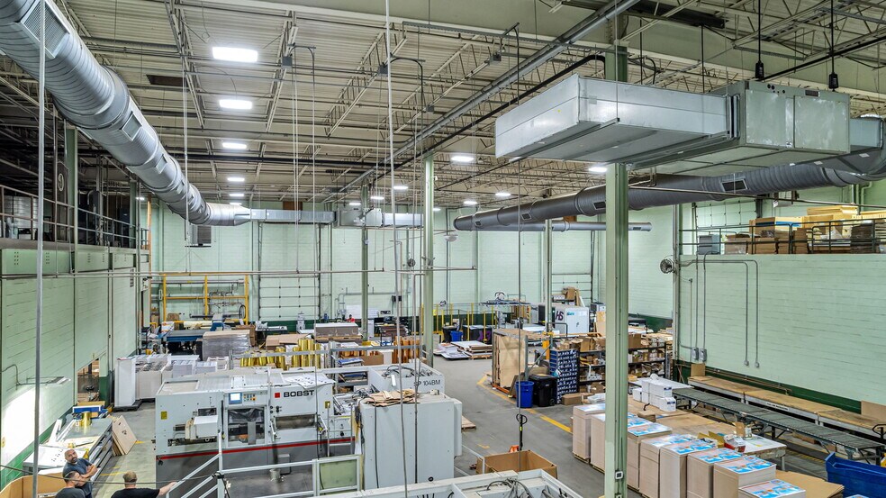 More Photos Of 106 Winter St, Holyoke Manufacturing For Lease