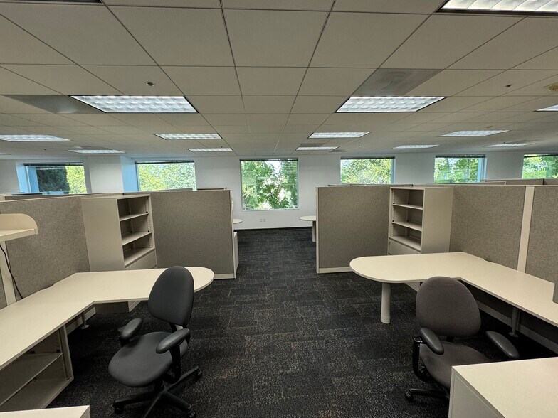 More Photos Of 21688 Gateway Center Dr, Diamond Bar Office For Lease