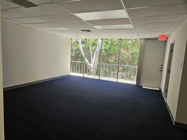 More Photos Of 1517 Fair Oaks Ave, South Pasadena Office For Lease