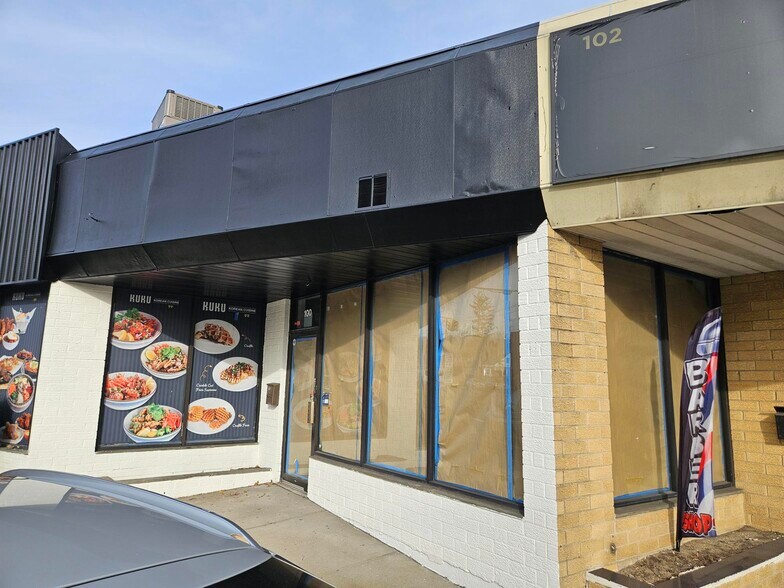 More Photos Of 102 Mineola Ave, Roslyn Heights Storefront Retail Office For Lease