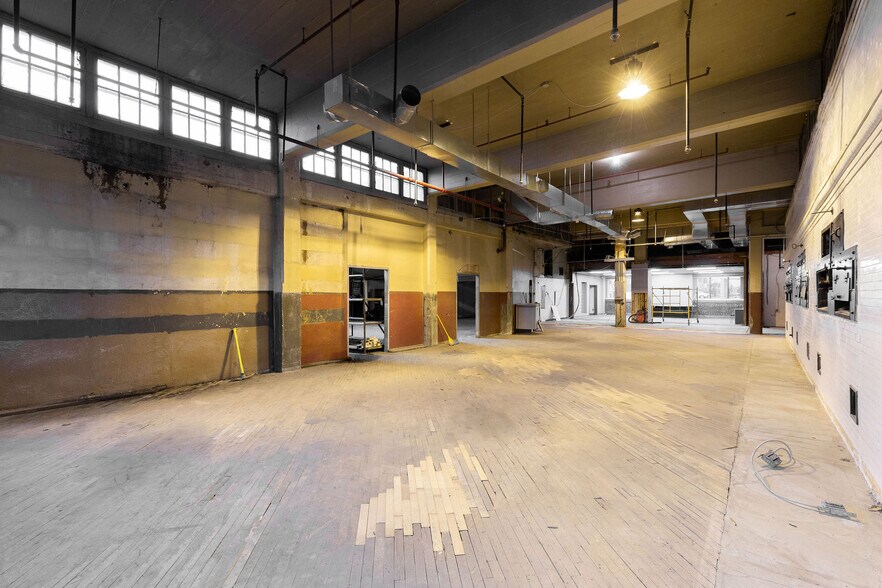 More Photos Of 333 N 6th St, Kansas City Warehouse For Sale