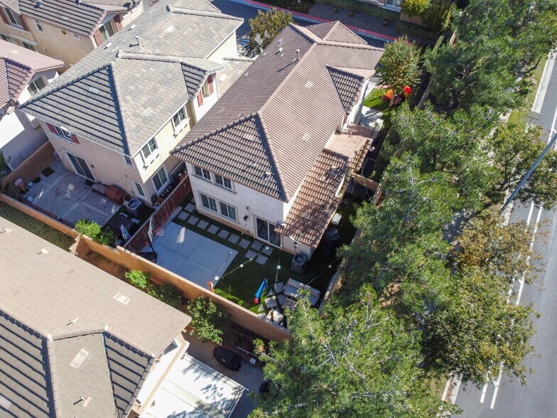 More Photos Of 10997 Cedarhurst Way, Riverside Multifamily For Sale