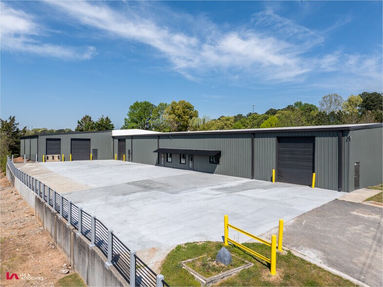 More Photos Of 1500 Union Hill Rd, Alpharetta Manufacturing For Lease