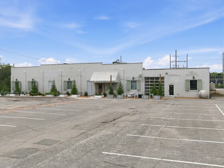 Primary Photo Of 210 E 14th St, Greenville Warehouse For Sale