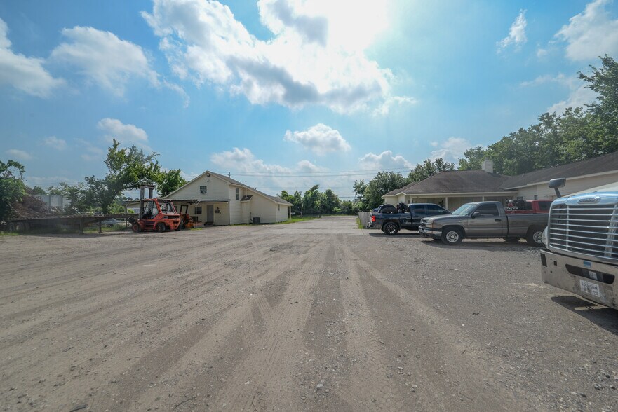More Photos Of 6309 E Houston Rd, Houston Land For Sale