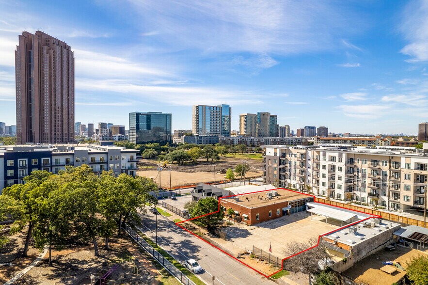 More Photos Of 4311 Belmont Ave, Dallas Storefront Retail Residential For Lease