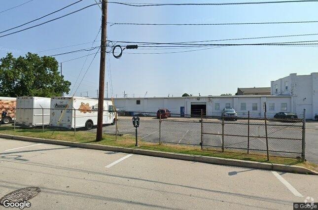 More Photos Of 515 Mildred Ave, Secane Warehouse For Lease