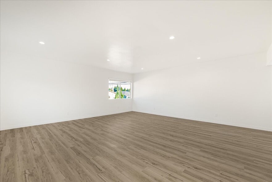 More Photos Of 13406 S Vermont Ave, Gardena Apartments For Sale