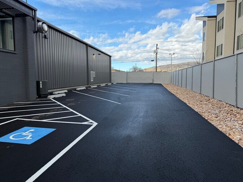 More Photos Of 250 W Paxton Ave, Salt Lake City Warehouse For Lease