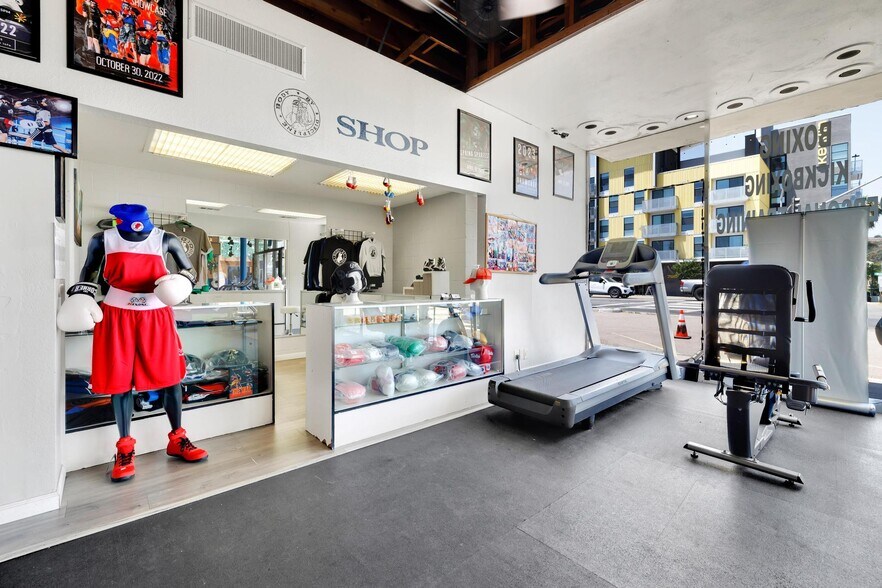 More Photos Of 7955-7959 Broadway, Lemon Grove Storefront For Sale