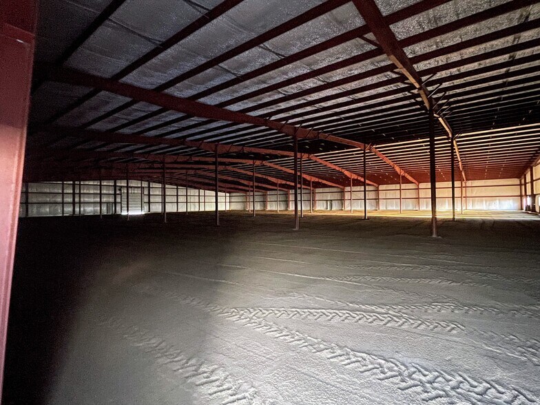 More Photos Of 300 Hammontree Dr, Morenci Warehouse For Lease