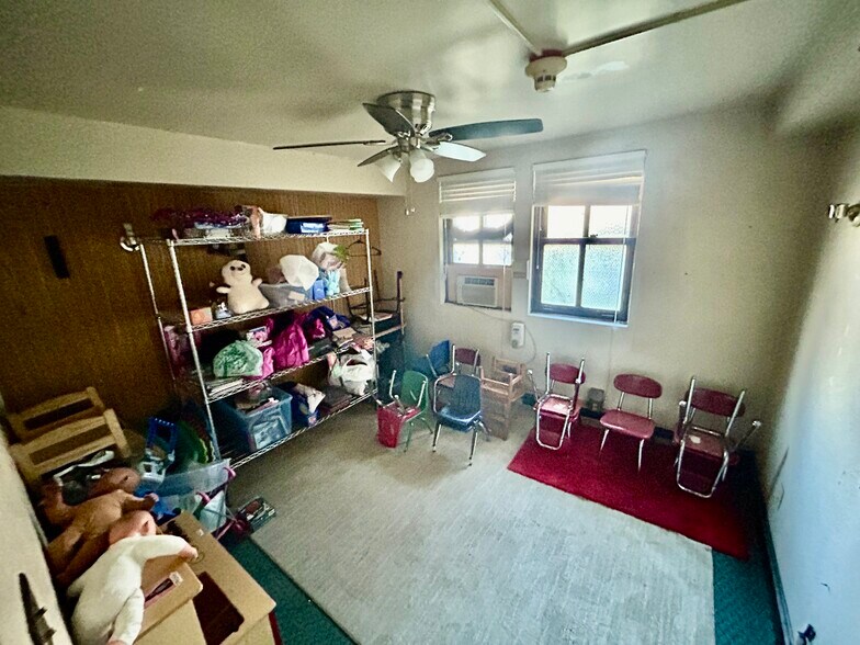 More Photos Of 2324 W 111th St, Chicago Apartments For Lease