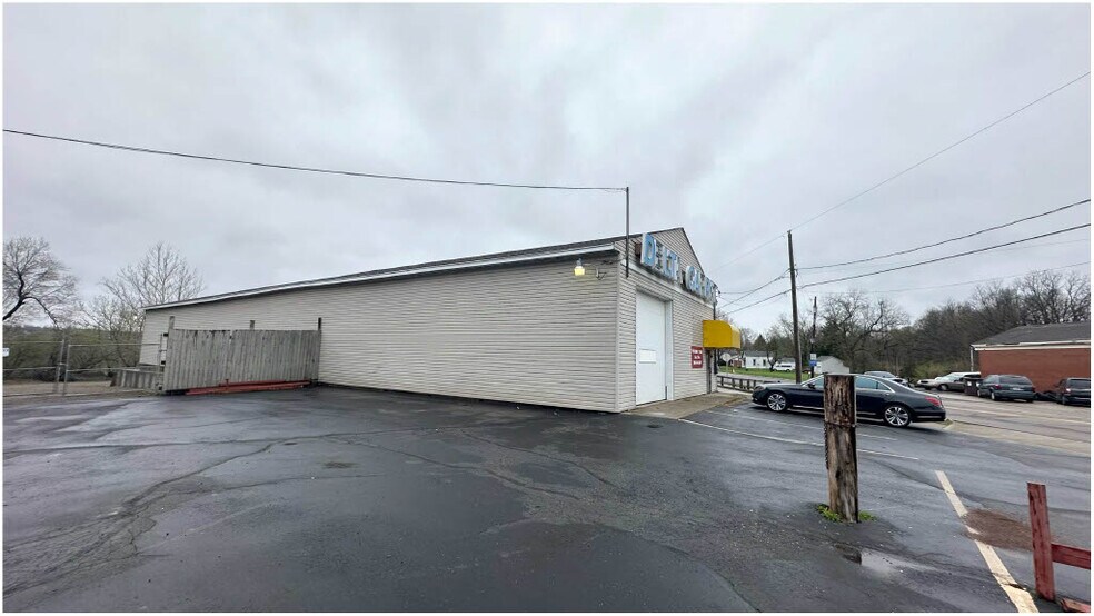 More Photos Of 4521 N Frederick Pike, Dayton Warehouse For Sale