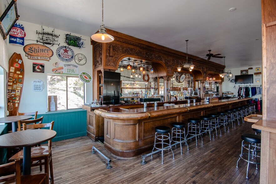 More Photos Of 810 Port Road, Point Arena Restaurant For Sale